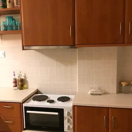 μελίτατα 12 罗希姆诺