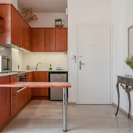 Апартаменти μελίτατα 12